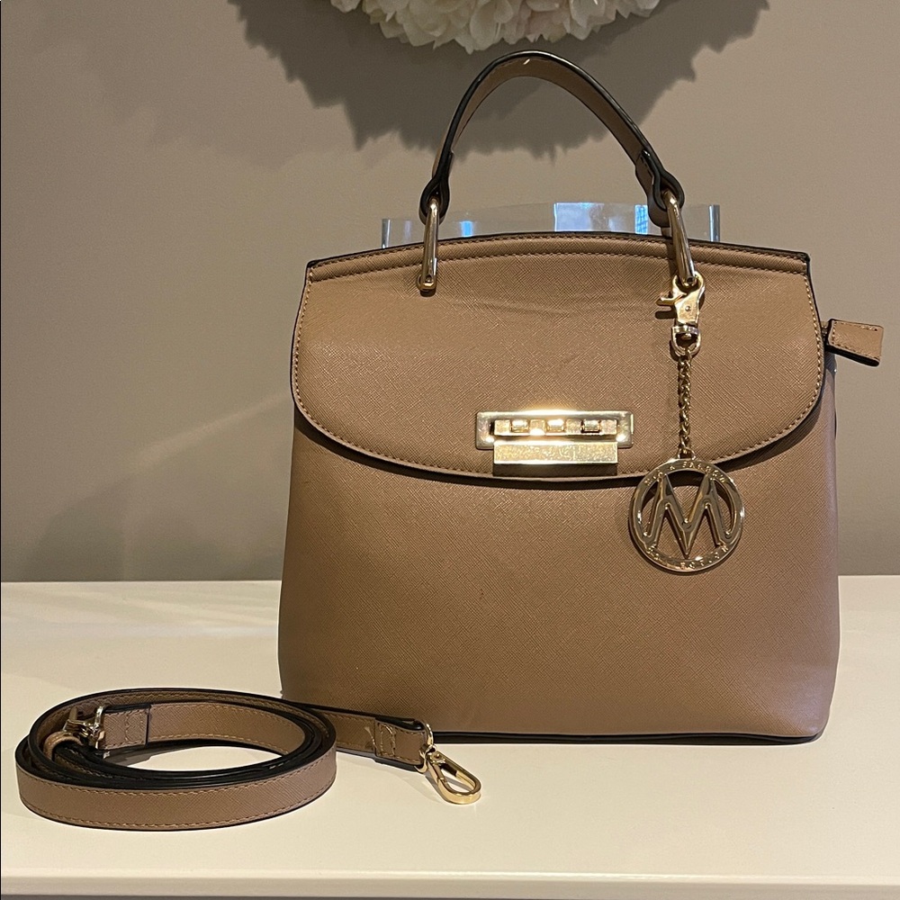 LAST CHANCE on this Mia K Farrow Tan Handbag with Gold Accents